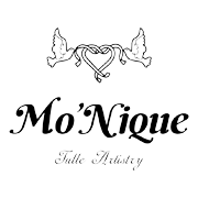 Monique1
